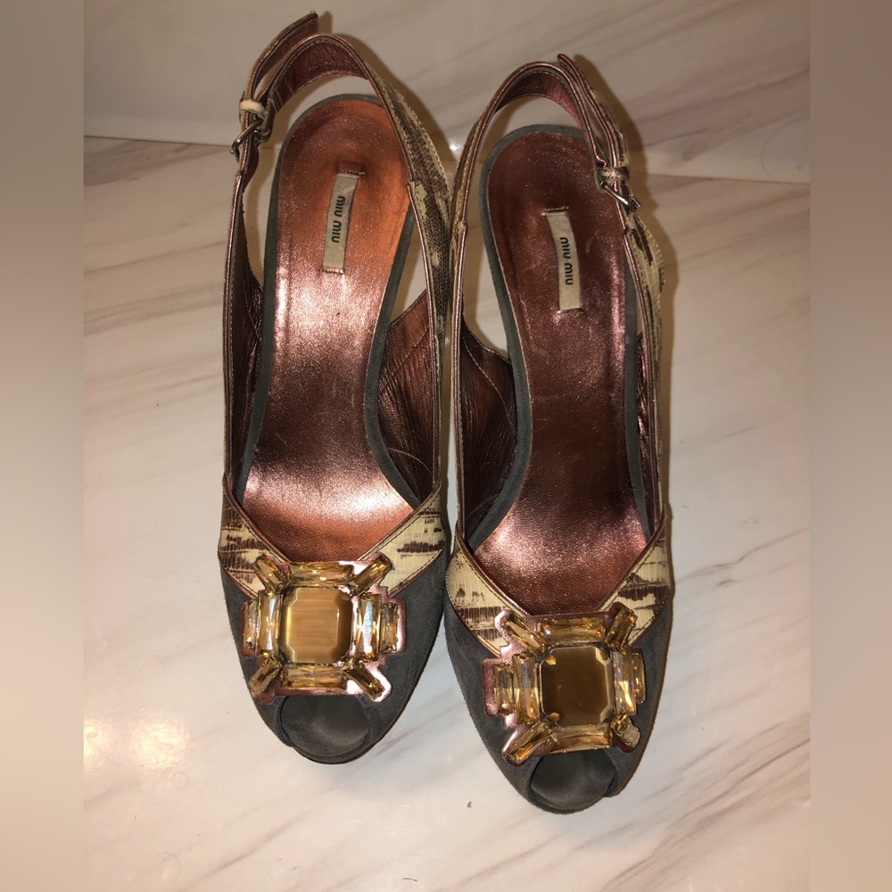 Miu Miu open toe Slingback heels with large stones snakeskin and gray suede 38